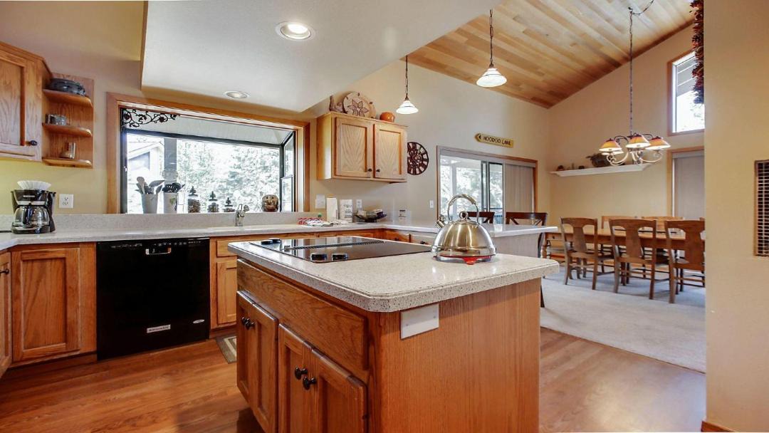 Photo of Kitchen in Sunriver