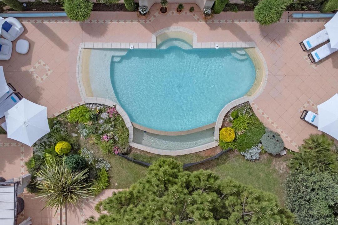 Photo of Others in Les Mees