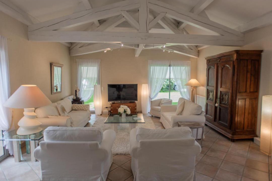 Photo of Others in Les Mees