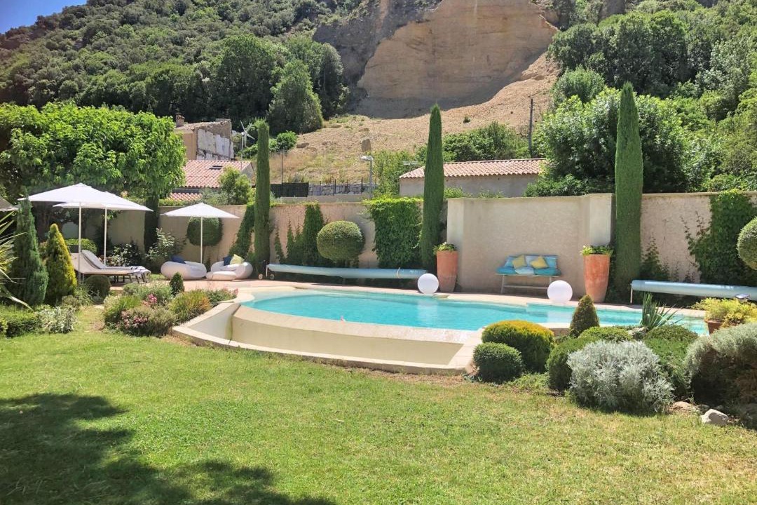 Photo of Others in Les Mees