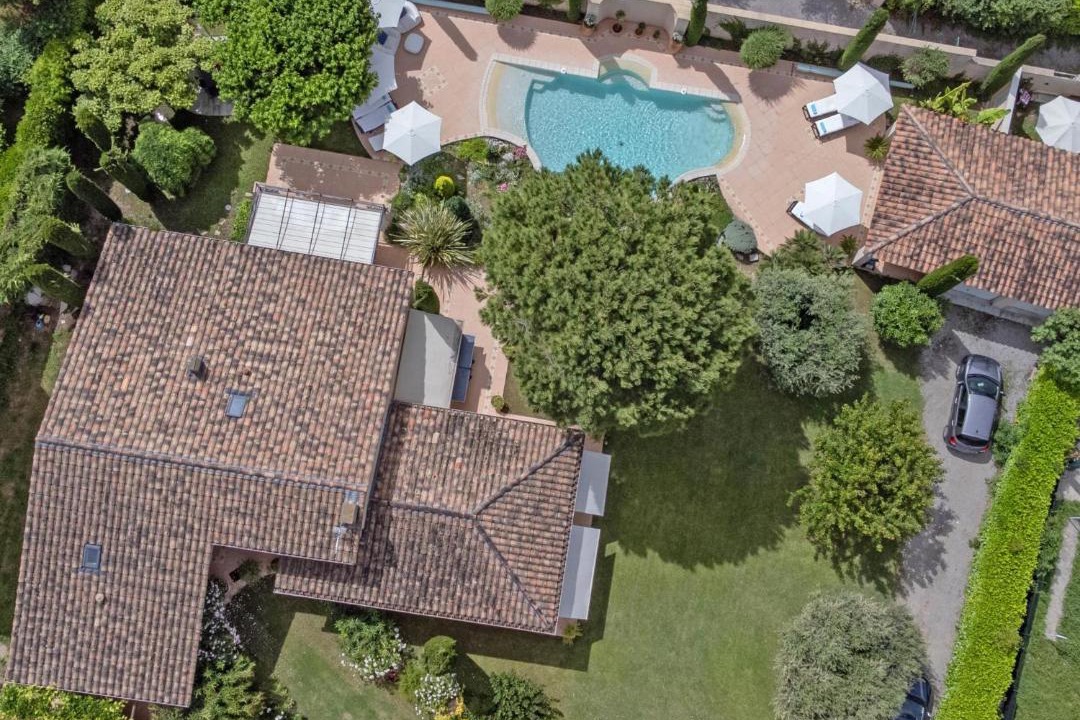 Photo of Others in Les Mees