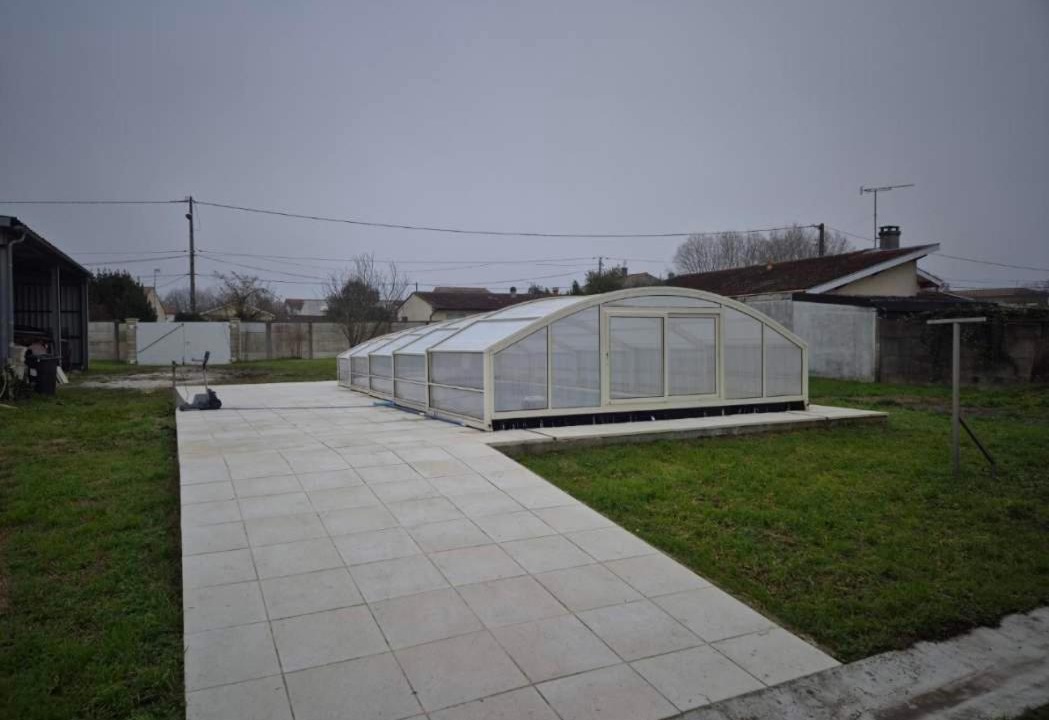 Photo of Others in Pauillac