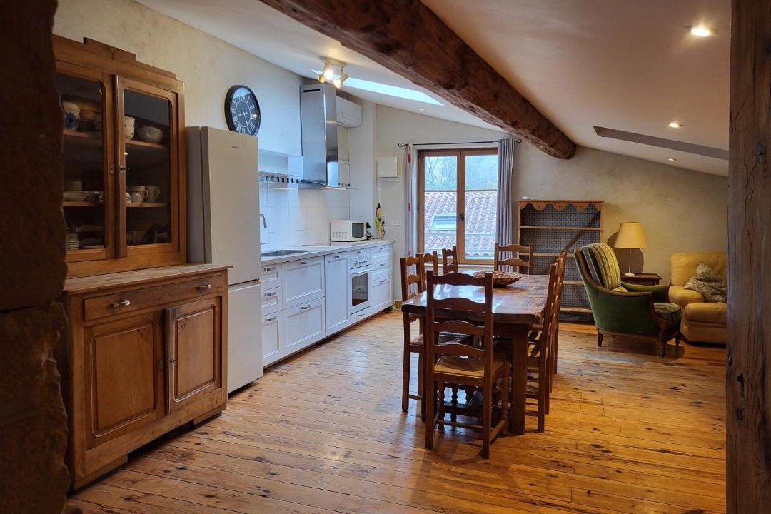 Photo of Kitchen in Albigny-sur-Saone
