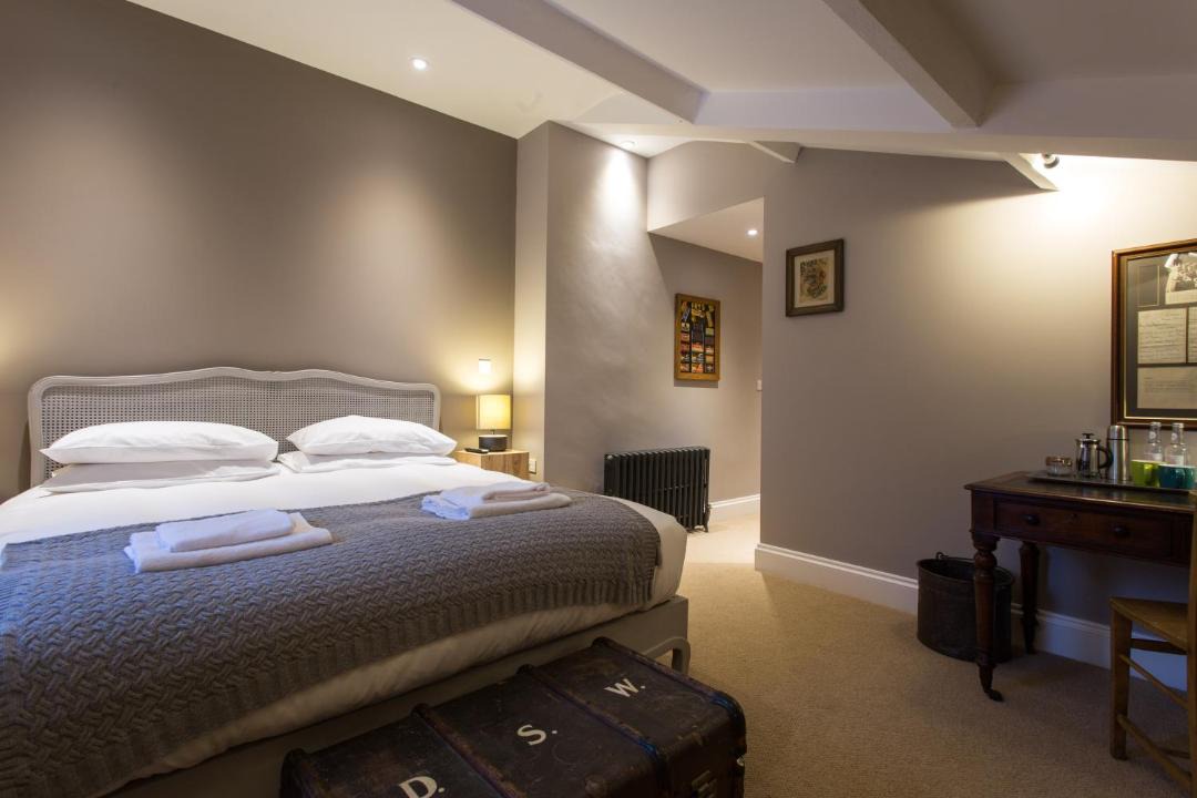 Photo of Others in Chilcompton