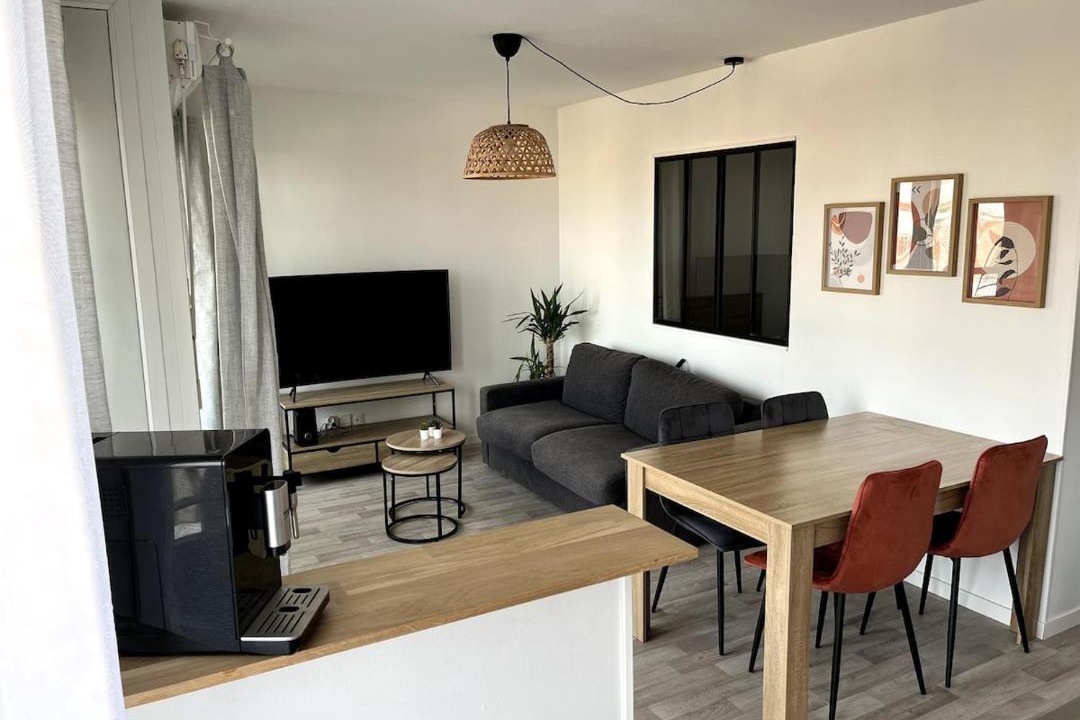 Photo of Others in Meyzieu