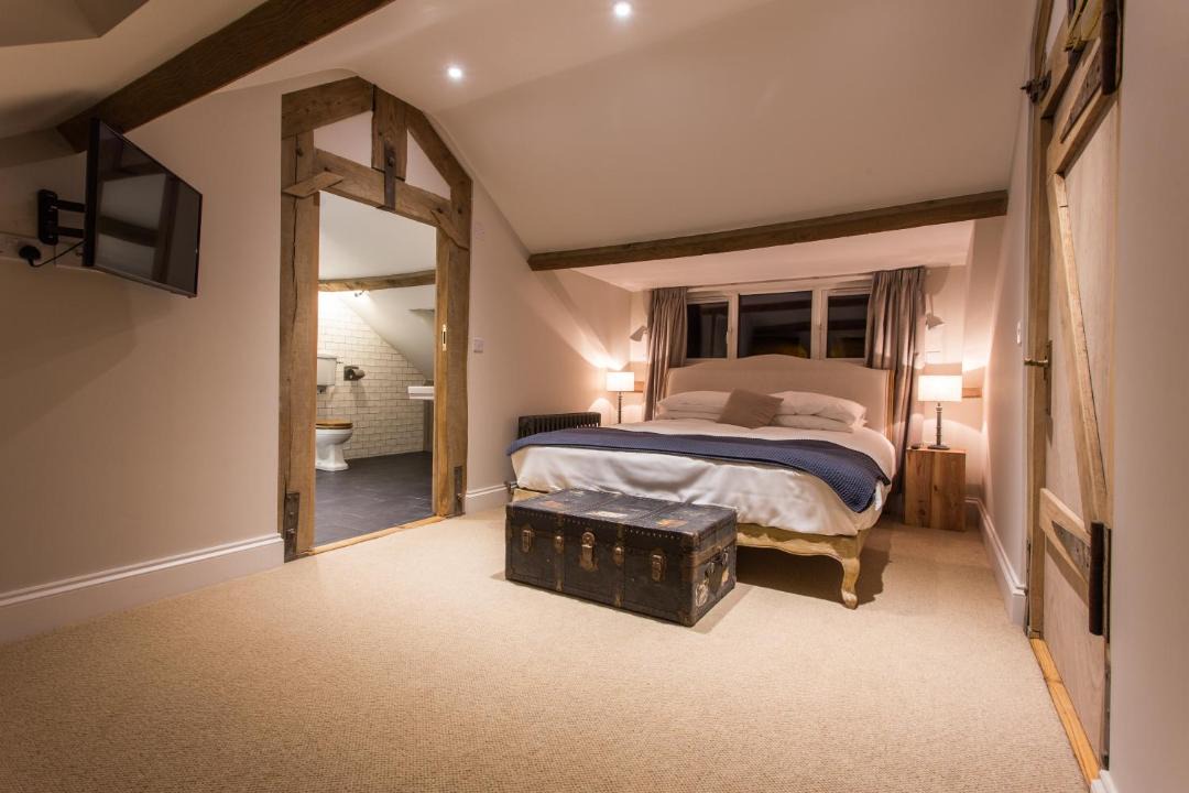 Photo of Others in Chilcompton