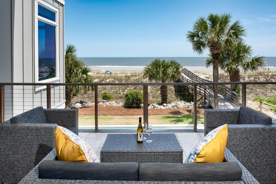 Photo of Patio Balcony in North Forest Beach