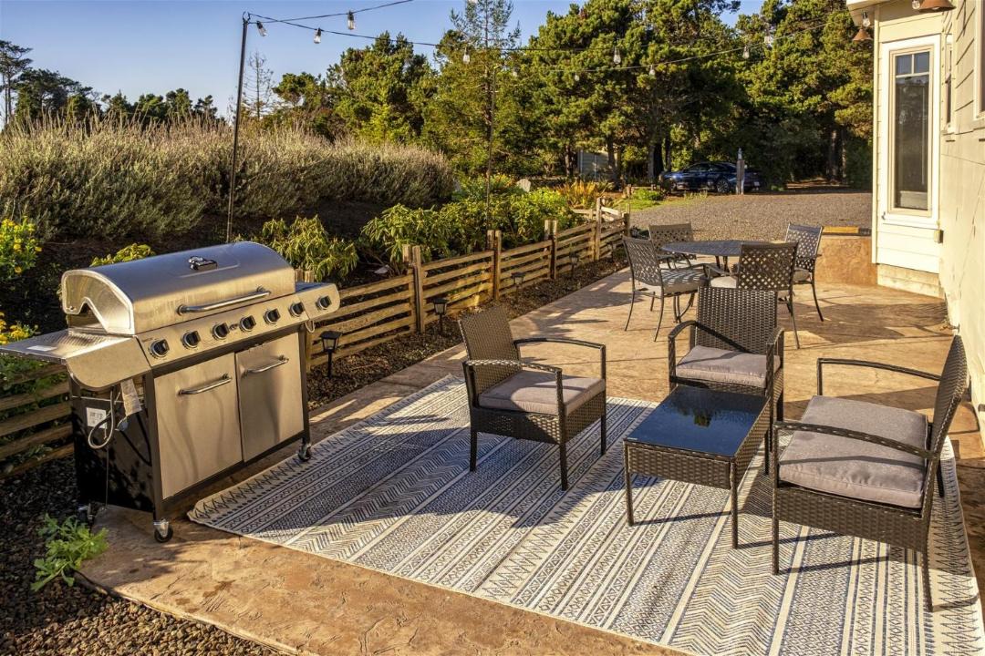 Photo of Others in Fort Bragg