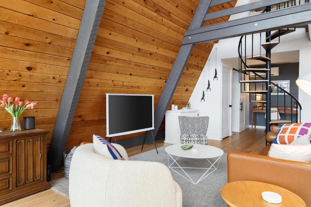 Photo of Livingroom in Lagoon Point