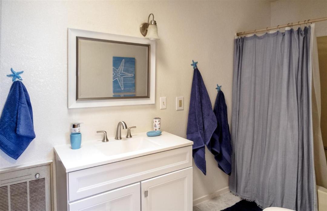 Photo of Bathroom in Cleone