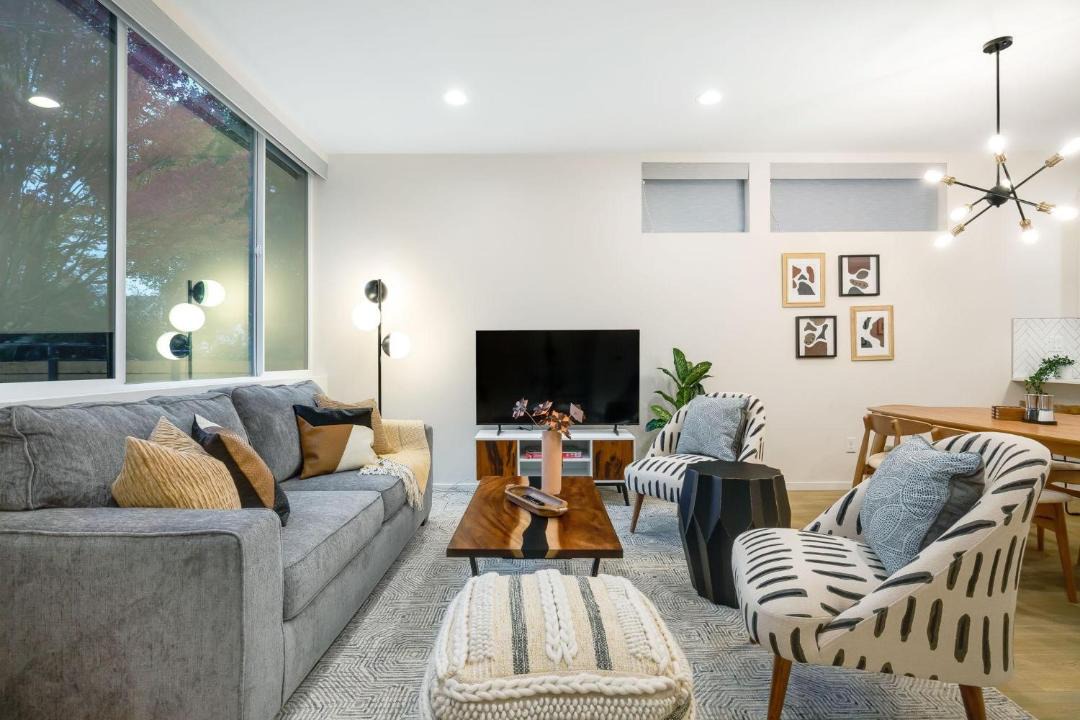 Photo of Others in Whittier Heights