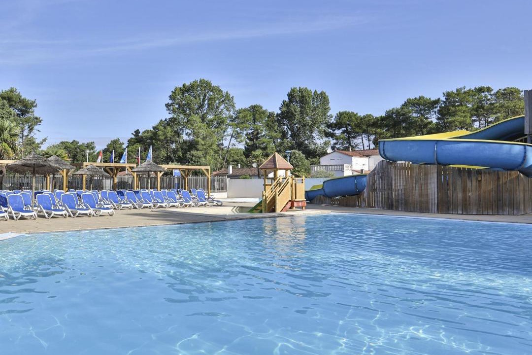 Photo of Others in Les Conches