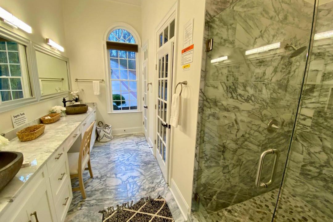 Photo of Bathroom in Dahlonega