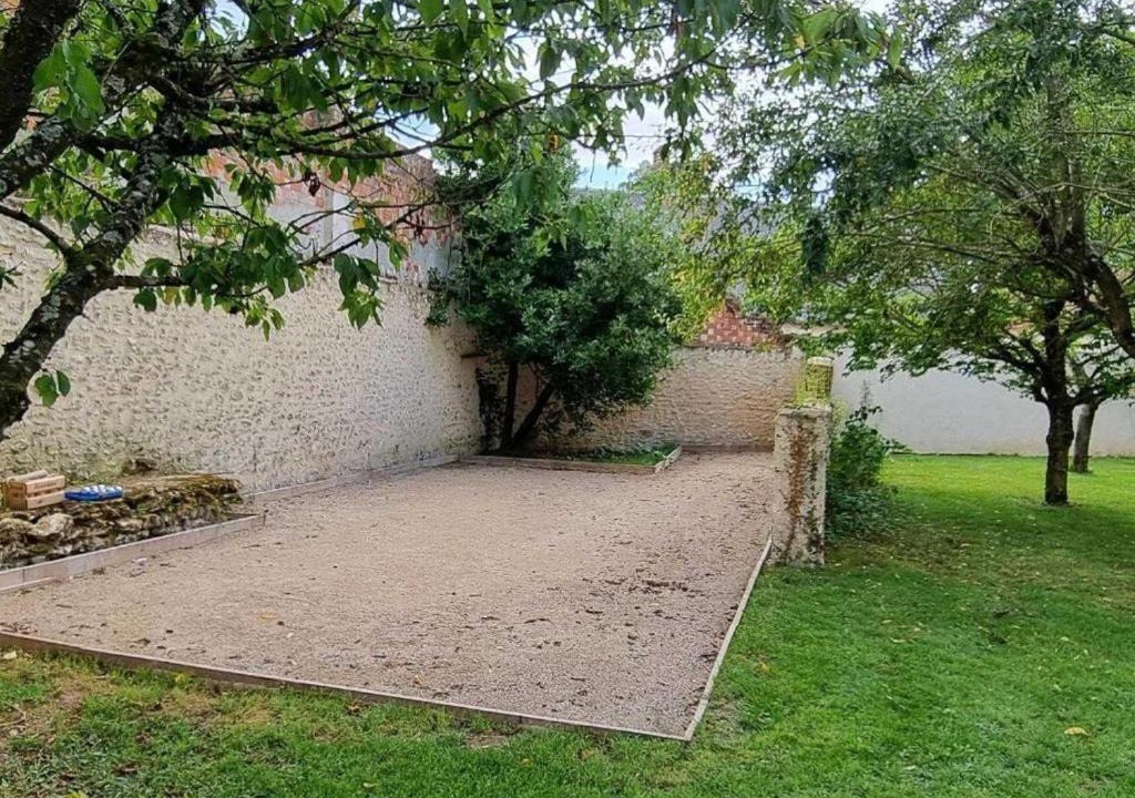 Photo of Others in Paray-Douaville