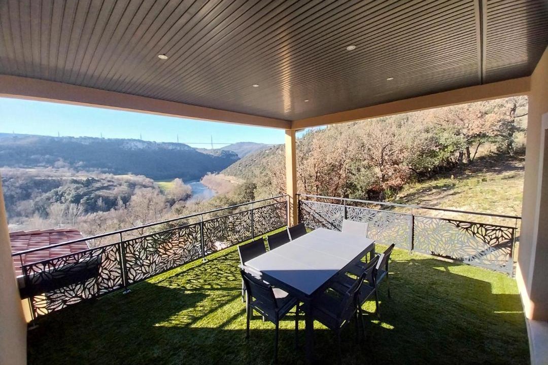 Photo of Patio Balcony in Millau