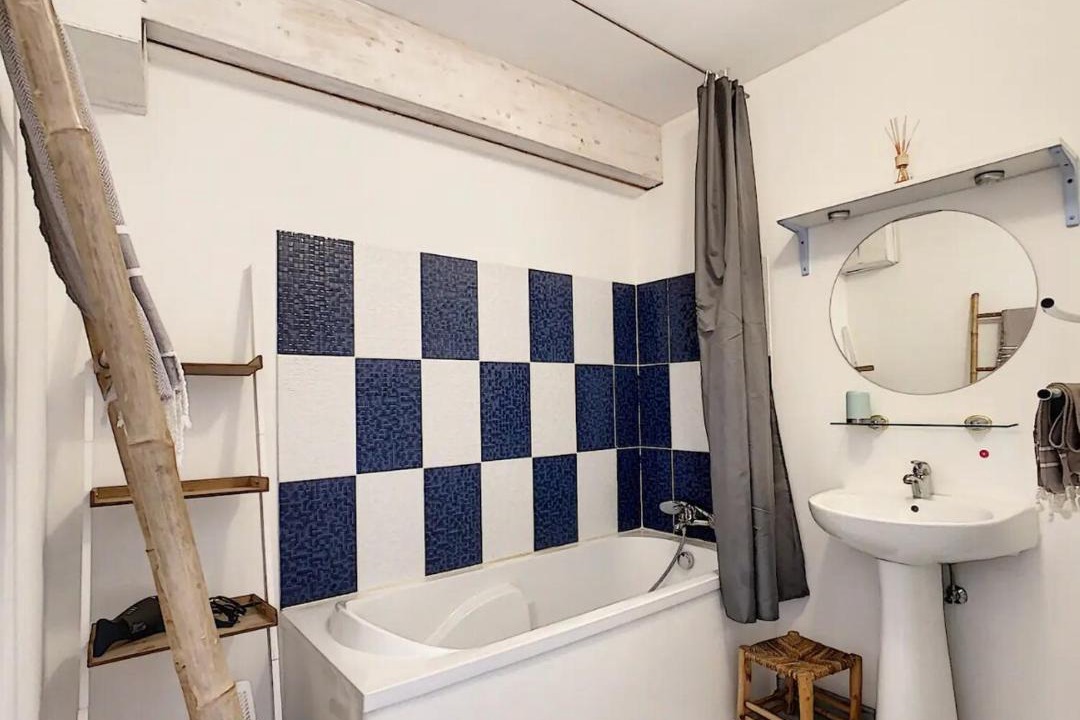 Photo of Bathroom in Amel-sur-l'Etang