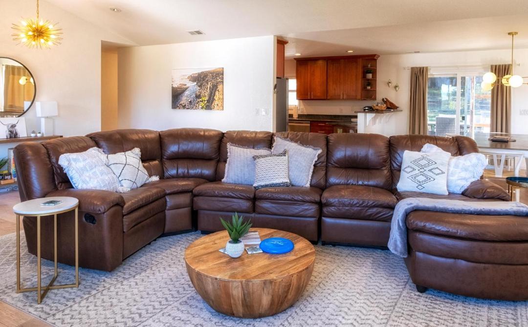 Photo of Livingroom in Little River