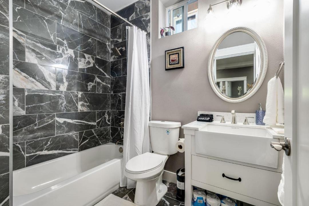 Photo of Bathroom in Inglewood