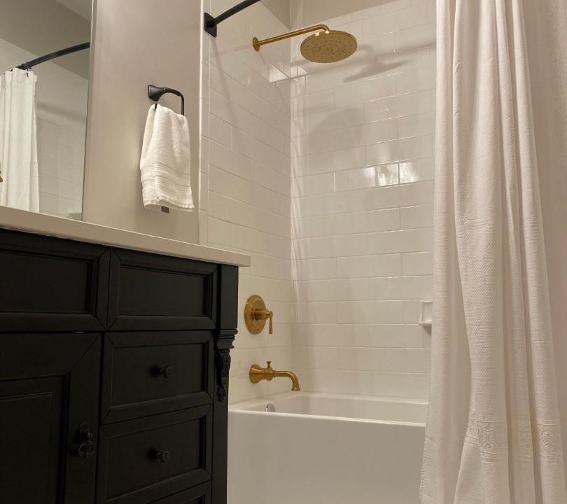 Photo of Bathroom in Azalia