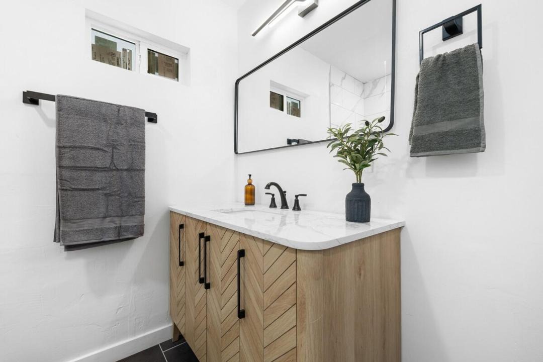Photo of Bathroom in Bakersfield
