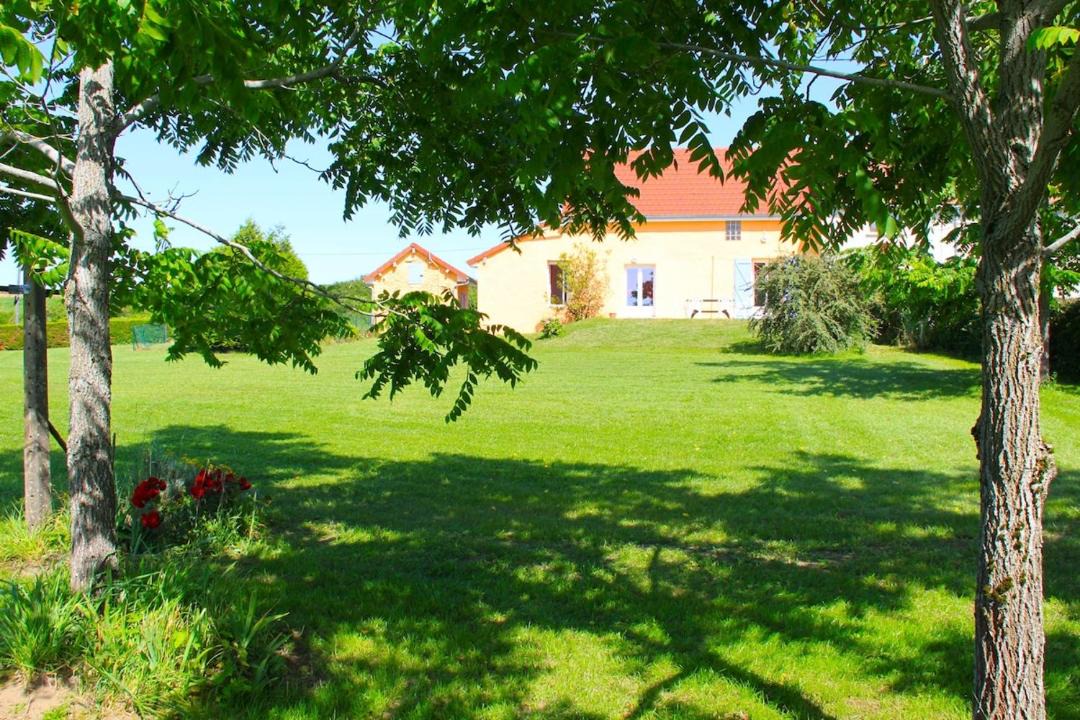 Photo of Others in Youx