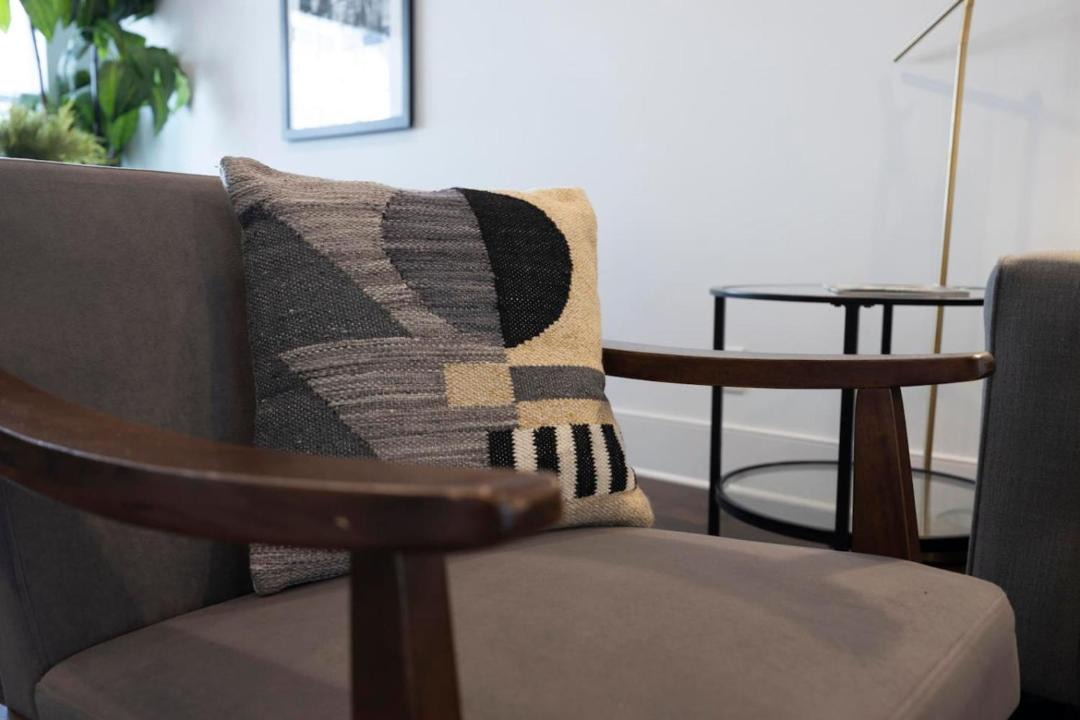 Photo of Livingroom in Charlotte Park