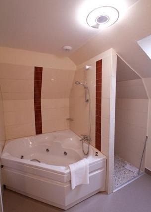 Photo of Bathroom in Saint-Privat