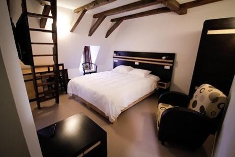 Photo of Bedroom in Saint-Privat