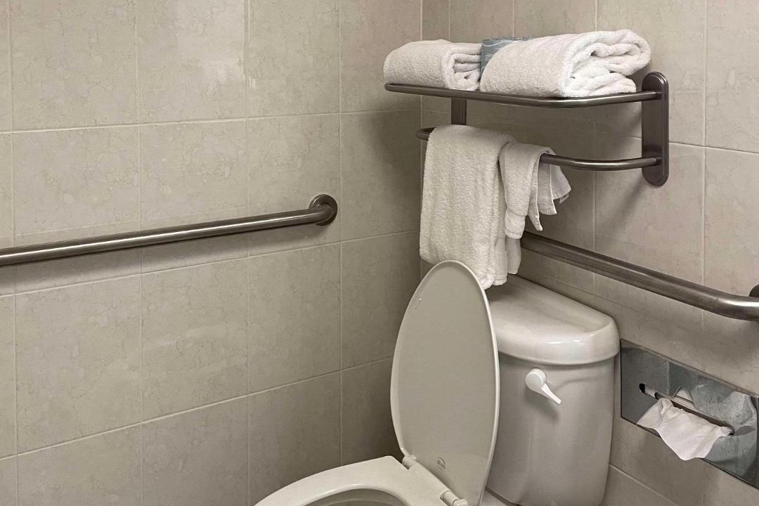 Photo of Bathroom in Tougaloo
