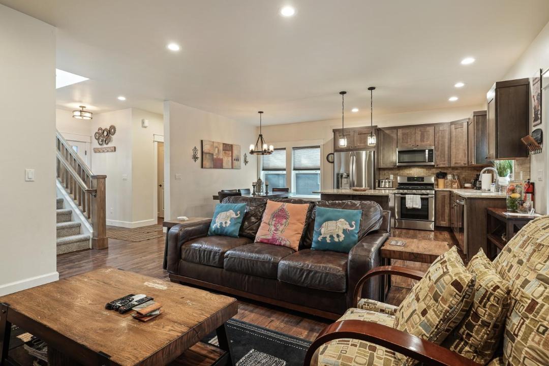 Photo of Others in Westbrook Meadows