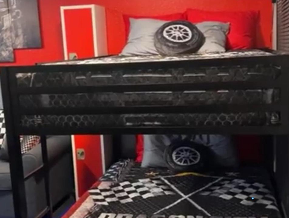Photo of Bedroom in Maryville