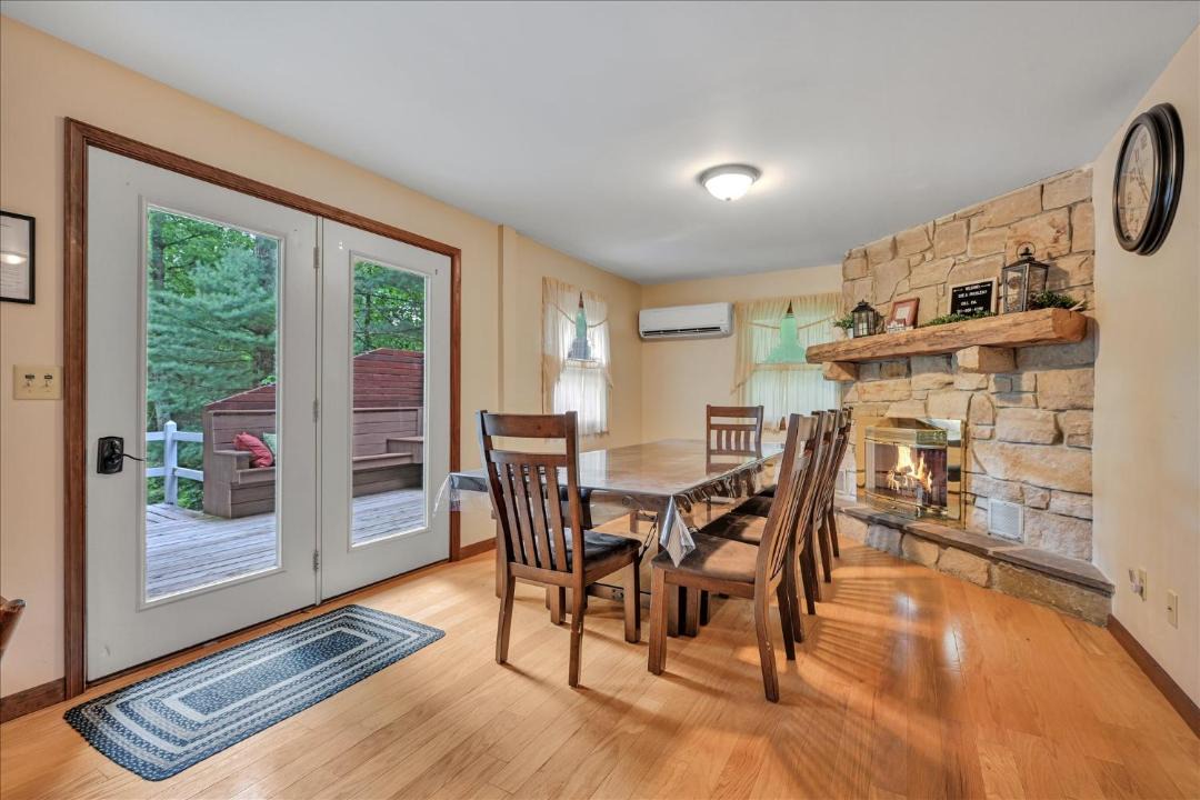 Photo of Others in Mount Gretna