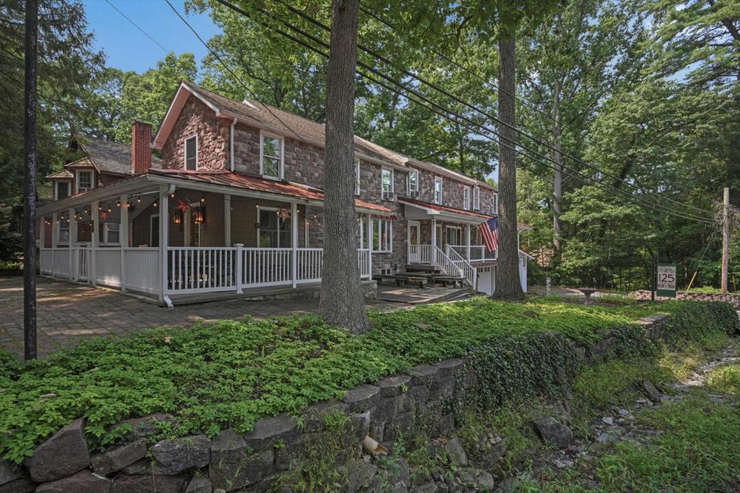Photo of Others in Mount Gretna