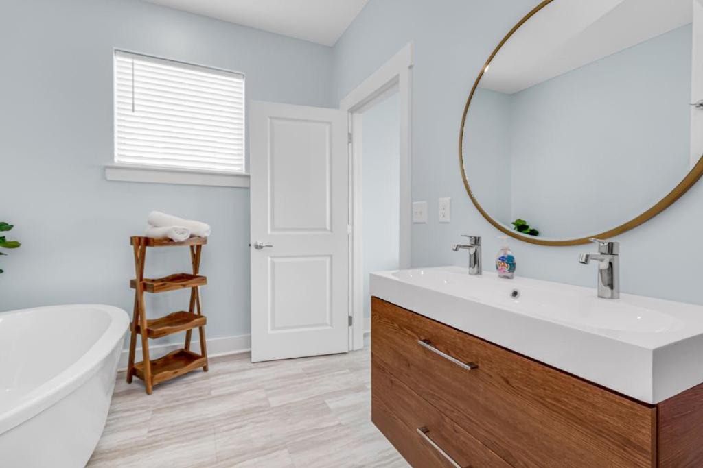 Photo of Bathroom in Crescent Beach