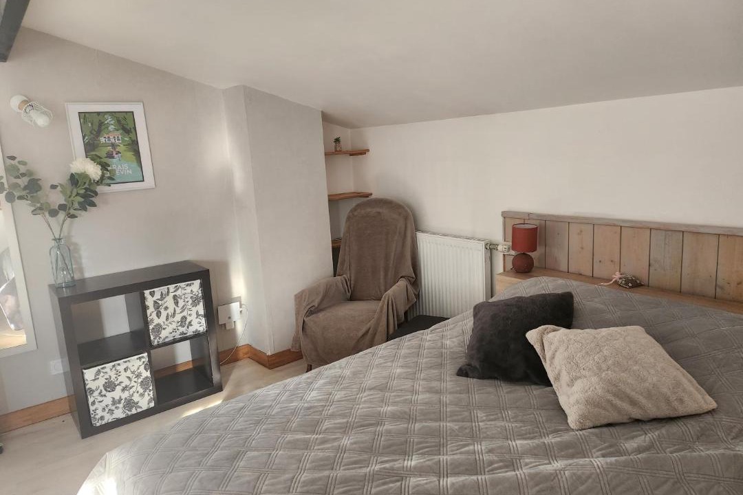 Photo of Bedroom in Epannes