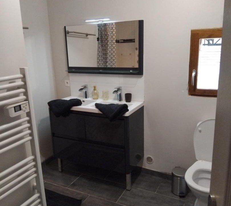 Photo of Bathroom in Montfaucon