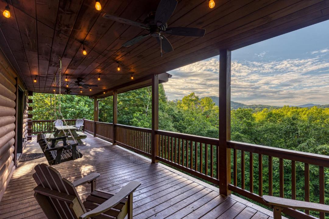 Photo of Patio Balcony in Mineral Bluff