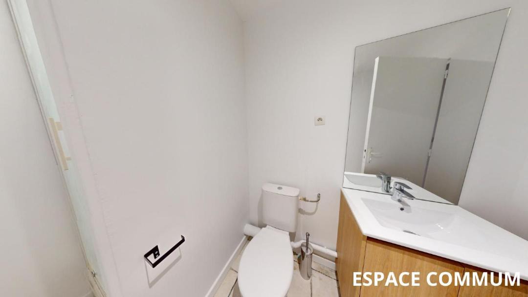 Photo of Bathroom in Cote Ouest Ormeaux