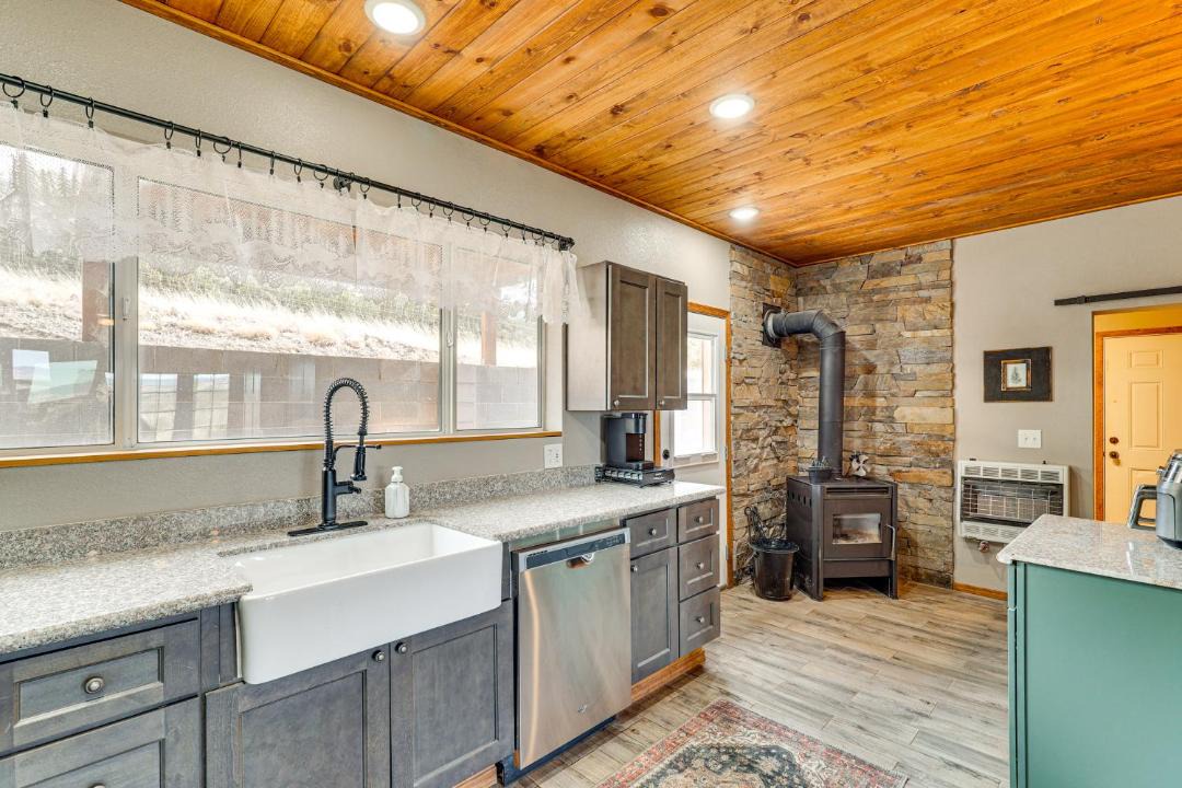Photo of Kitchen in Springerville