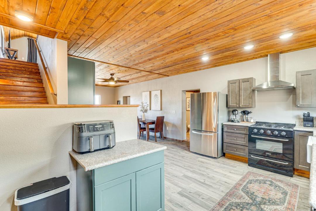 Photo of Kitchen in Springerville
