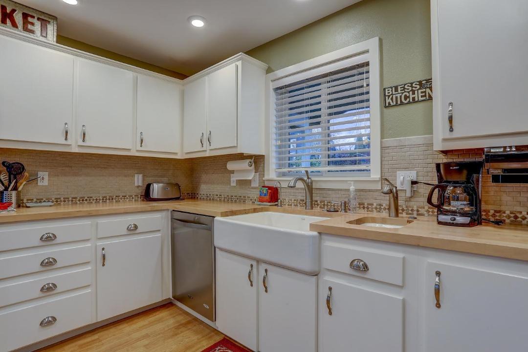 Photo of Kitchen in White Salmon
