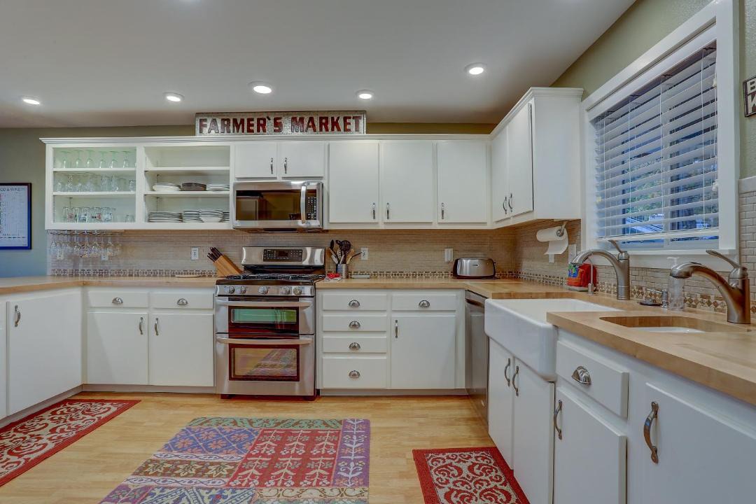 Photo of Kitchen in White Salmon