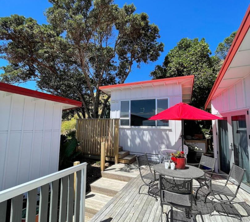 Photo of Others in Opito Bay