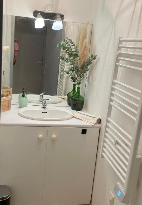 Photo of Bathroom in Montalieu-Vercieu