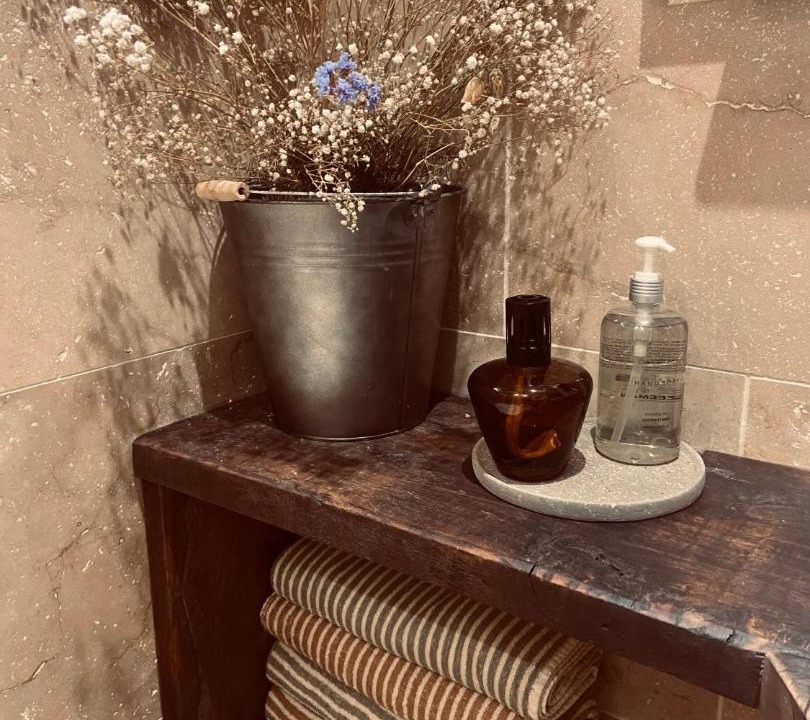 Photo of Bathroom in Ville-sur-Jarnioux