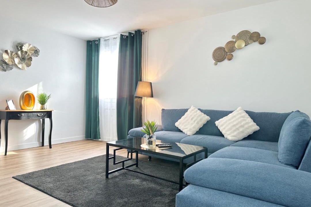 Photo of Livingroom in Sablons - Newton