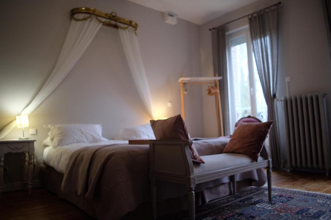 Photo of Bedroom in Fouquieres-les-Lens