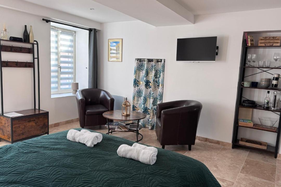 Photo of Others in Pommard