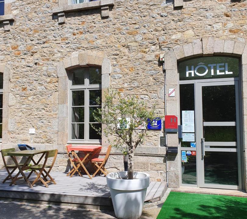 Photo of Others in Dinan
