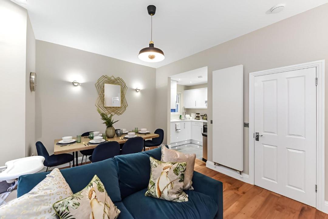 Photo of Others in Fortune Green